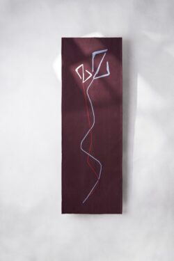 MAROON SKY. KITE 1031 - Image 6